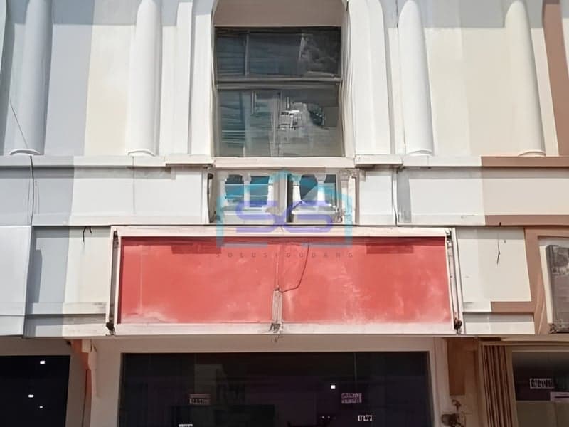 Ready-to-Use Shophouse for Rent in Cibubur Bekasi West Java Building Area 96 sqm