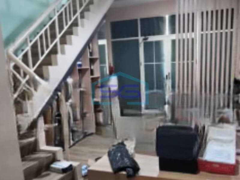3-Story Shophouse for Rent, Flood-Free in Tangerang Banten, Good Condition