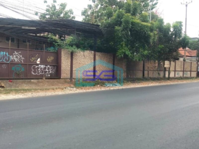 Dijual Gudang Akses Container Jalan Raya Narogong Bekasi Luas Tanah 4200m2
