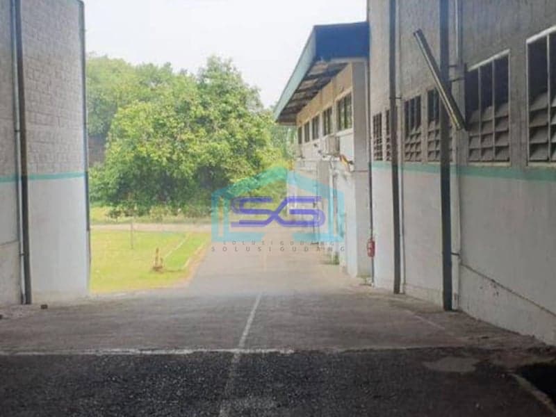 Dijual Pabrik di Pinggir Jalan Raya Narogong Cikiwul Bekasi LT 31550m2