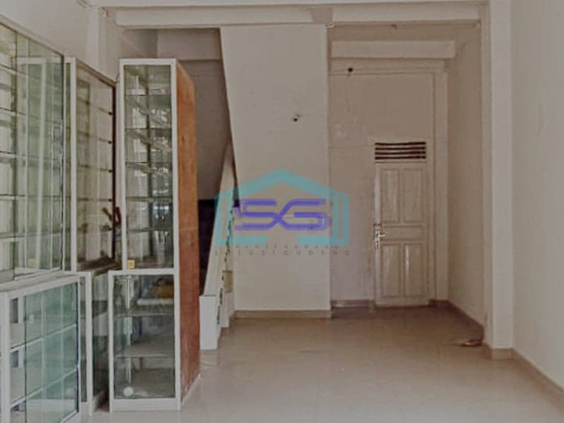 Disewakan Ruko 2,5 Lantai Jalan Alamsyah Ratu Prawiranegara Palembang LT 600m2