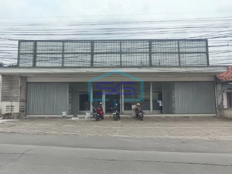 Disewakan Ruang Usaha Sangat Keren dan Strategis Ex Alfamidi di Mustika Jaya Bekasi Timur LB 340m2