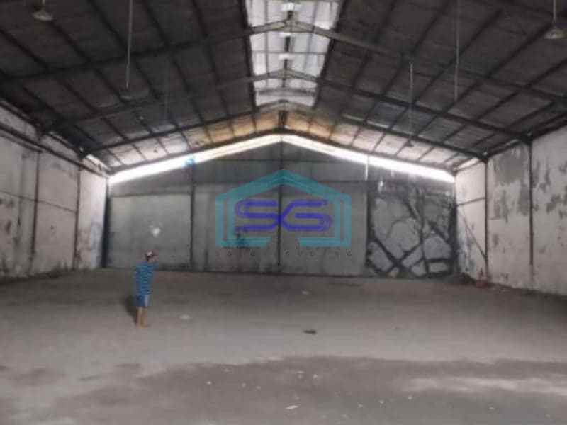 Disewakan Gudang di Komplek Pergudangan Oso Wilangon Indah Surabaya Luas Bangunan  980 m²