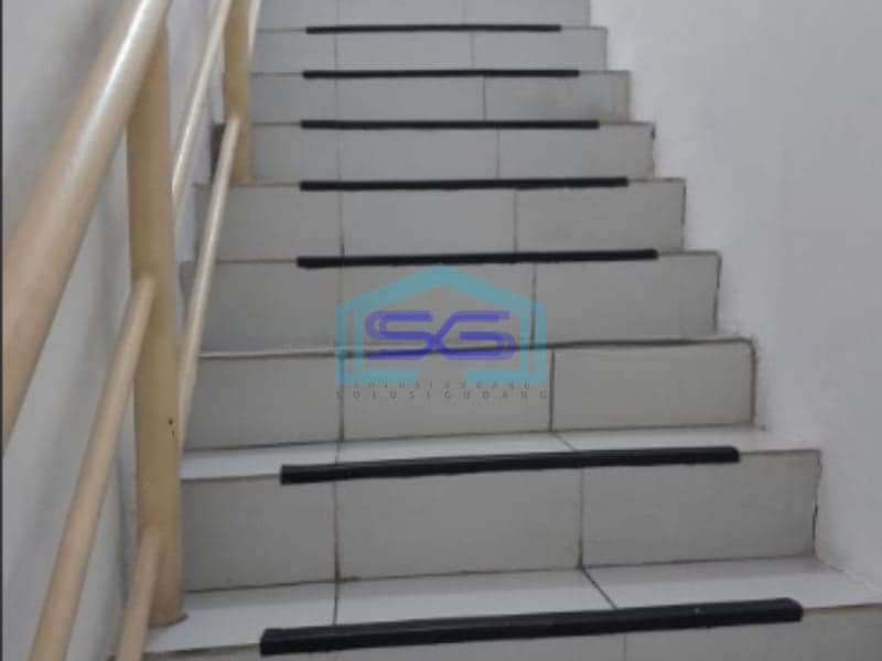 Dijual Ruko Siap Pakai Luas Bangunan  432 m² di Cideng Jakarta Pusat