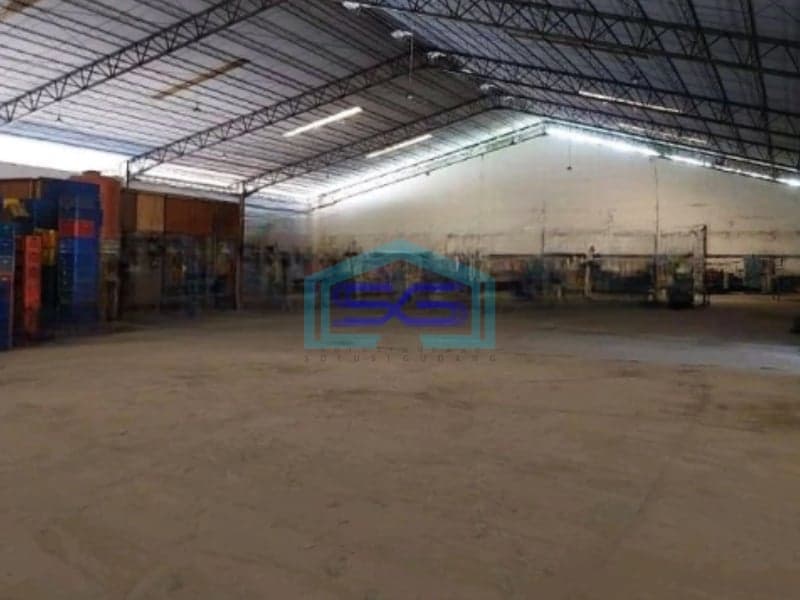 Disewakan Gudang Akses Container Luas Tanah  12150 m² di Waru Surabaya