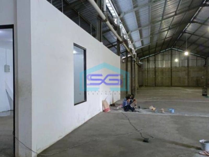Disewakan Gudang Besar Murah Luas 850m2 Bekasi Timur