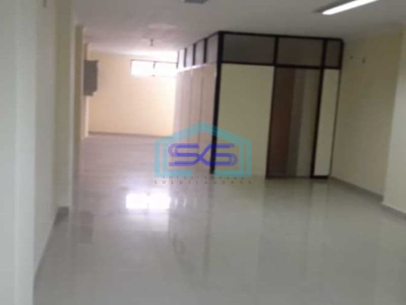 Disewakan Ruko Siap Pakai Luas Tanah  110 m² Lokasi di Cideng Jakarta Pusat