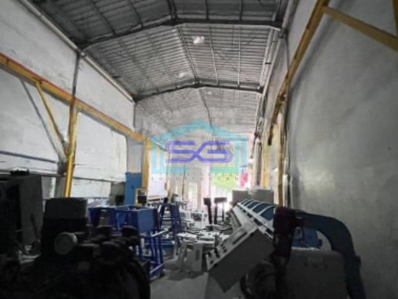 Dijual Gudang Luas Bangunan 243 m² Lokasi Karawang Barat
