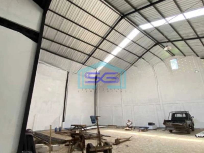 Disewakan Gudang Luas Bangunan  672 m² Lokasi Pakis Malang
