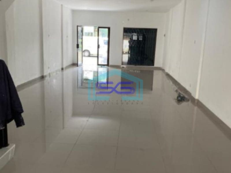 Disewakan Ruko siap Huni di Sektor 4 Samping BSD Plaza Serpong, Tangerang Selatan Luas Bangunan  225 m²