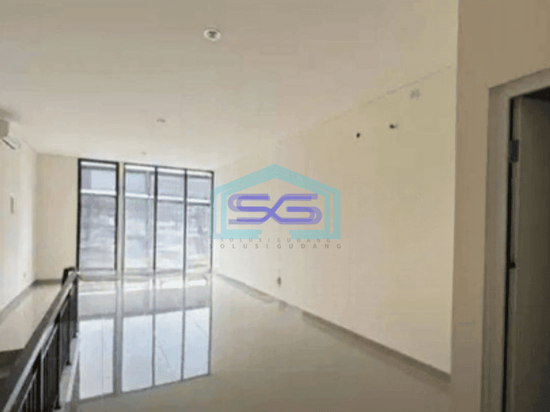 Disewakan Ruko 2 Lantai Bagus di Gading Serpong Tangerang Tersedia Area Parkir
