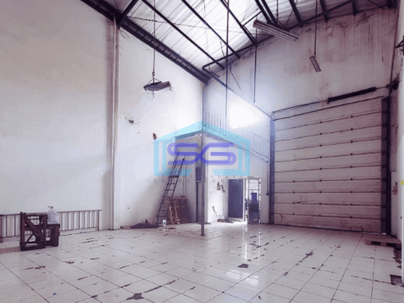 Disewakan Murah Gudang Sedayu Bizpark Cakung Jakarta Timur Luas 9x18 162m2 Lantai Keramik