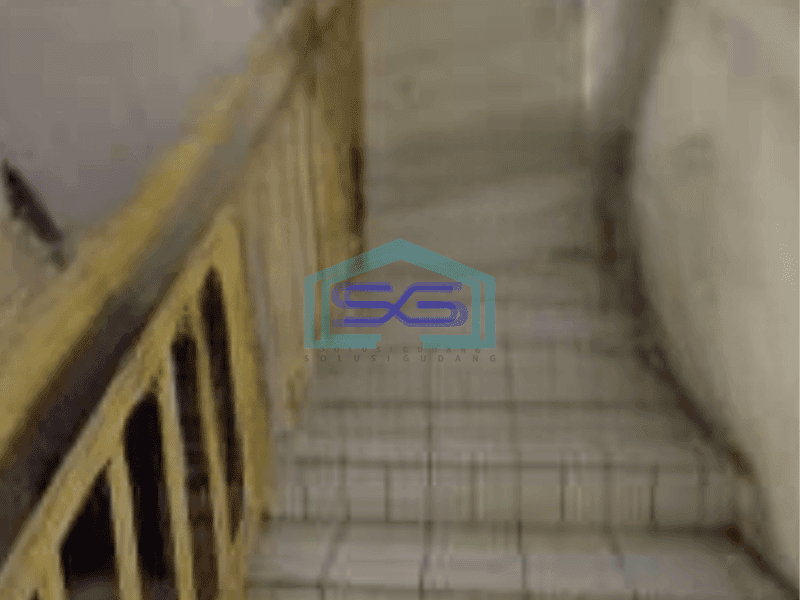 Disewakan Ruko Luas Bangunan  200 m² Lokasi Surabaya Kota