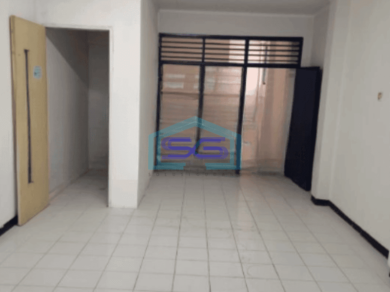 Disewakan Ruko 3 Lantai Luas Bangunan 180 m² di Tambora Jakarta Barat