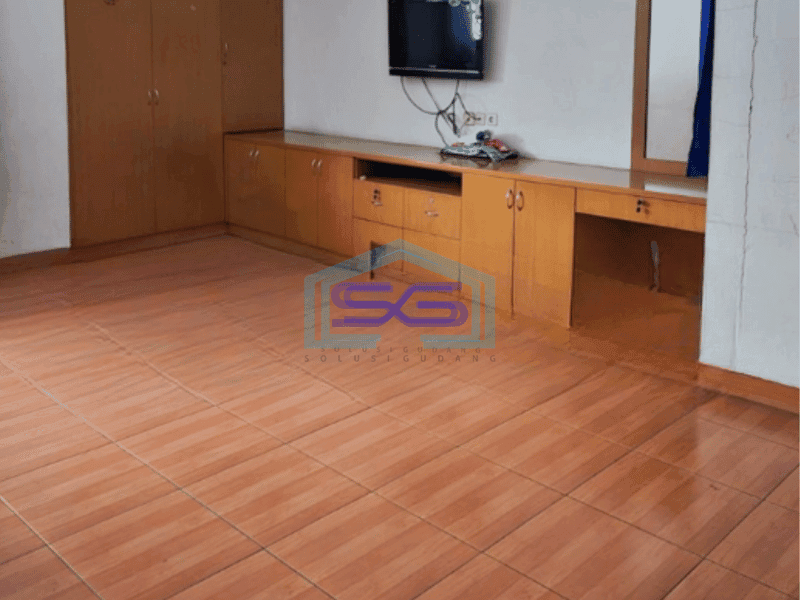 Disewakan Ruko Luas Bangunan  330 m² di Alam Sutera Tangerang 2 Lantai