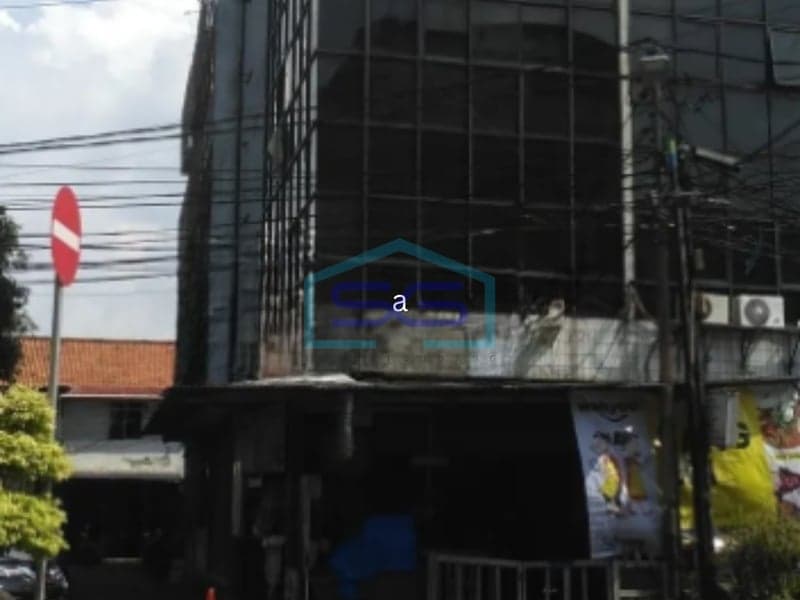 For Sale: Shophouse on Jalan Pembangunan 2, Petojo Utara, Central Jakarta, Building Area 200 sqm