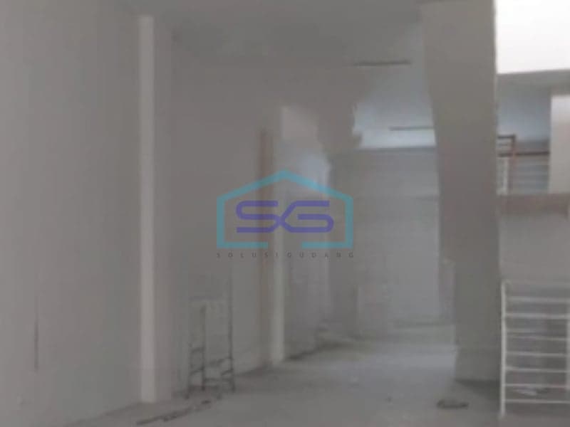 Disewakan Gudang Lokasi Strategis di Cakung Jakarta Timur Luas Tanah 180 m²