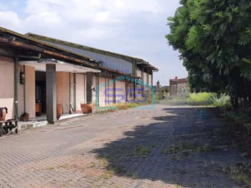 Disewakan Gudang Bagus Siap Pakai Area Strategis Jln. Soekarno Hatta - Bandung LB 2500m2