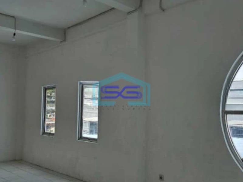 Dijual Gudang Ada Kantor Luas Tanah  330 m²  di Pantai Indah Kapuk Jakarta Utara