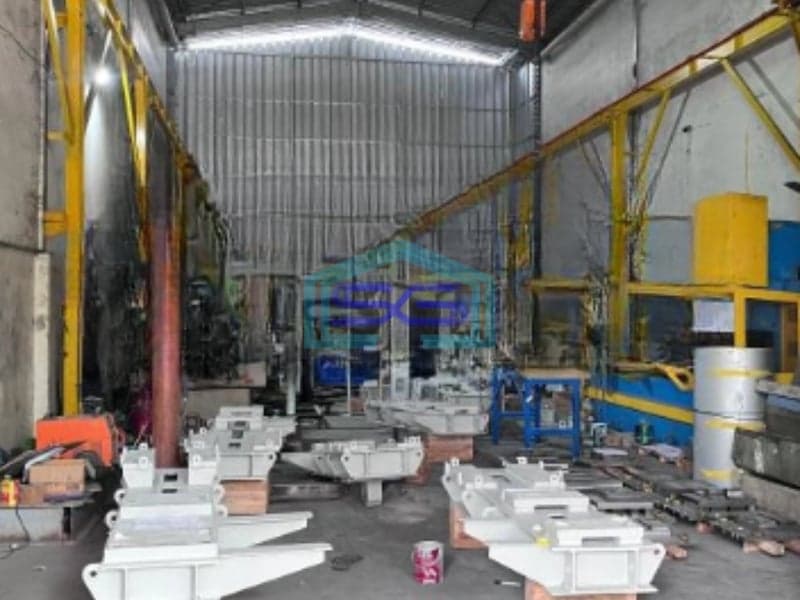 Dijual Gudang Luas Tanah  297 m² Lokasi Karawang Barat
