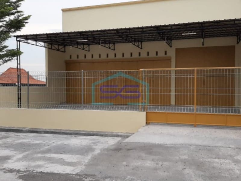 Dijual Bangunan Ruko dan Gudang Luas Tanah 785m2 di Sleman Yogyakarta