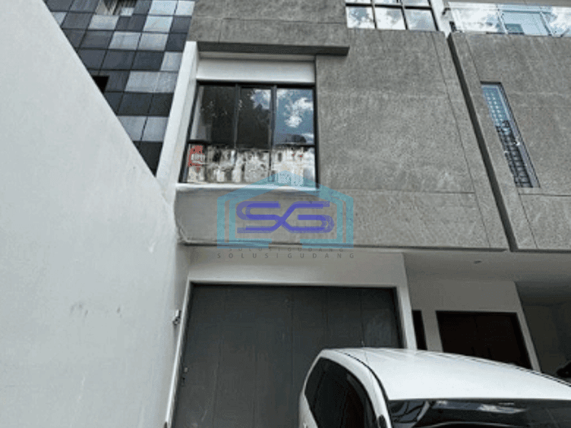 Disewakan Ruko Baru 3 Lantai Di Pasirkaliki Berada Di Pusat Kota Bandung Lokasi Strategis LB 150m2