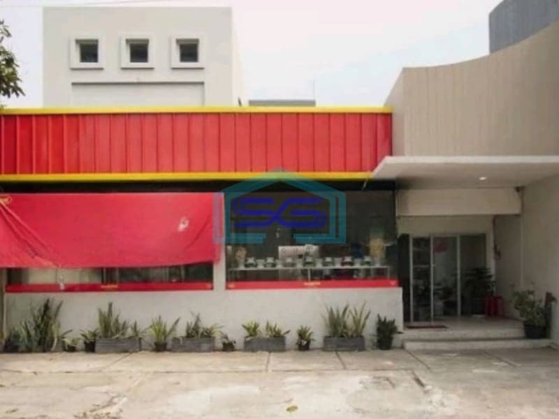 Disewakan Ruko Strategis di Jalan Raya Deretan Resto di Kelapa Gading Jakarta Utara LB 170m2