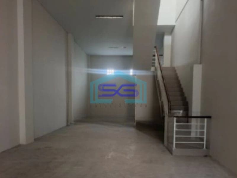Disewakan Gudang Dan Kantor Di Bizpark Pulo Gadung Jakarta Timur LB 290m2