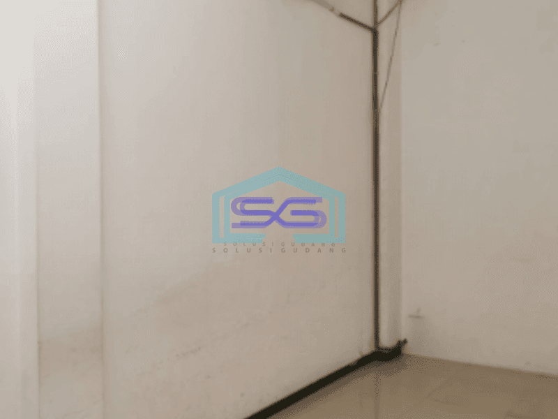 Disewakan Ruko 3 Lantai Lokasi Pusat Kota Surabaya Luas Bangunan 202 m²