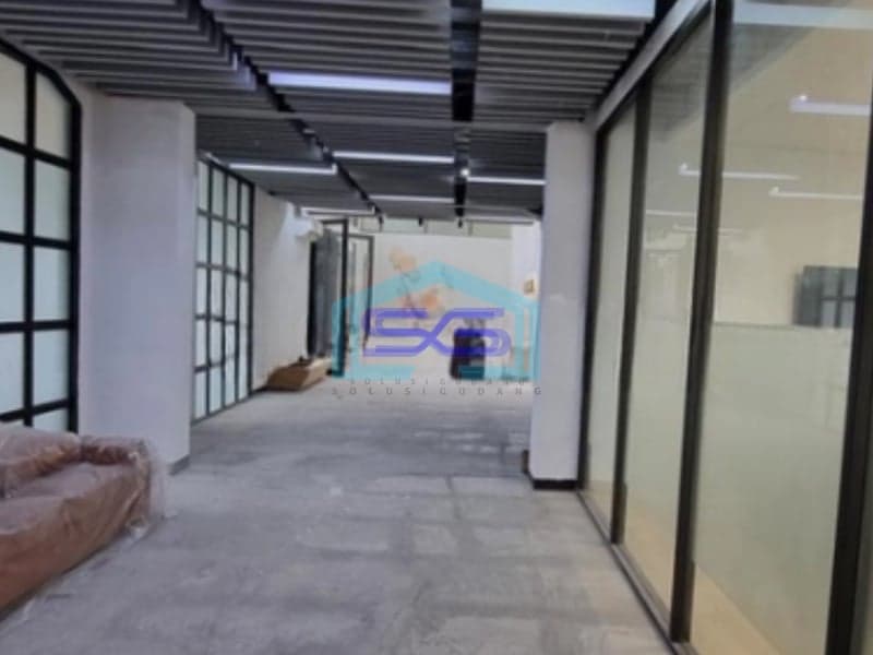 Disewakan Gudang di Karang Tengah Tangerang Akses Kontener 40 Ft Luas Bangunan 3000m2
