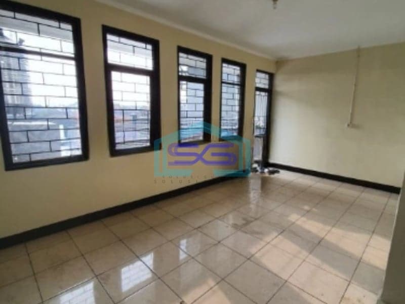 Disewakan Ruko 2,5 Lantai Kurdi Regency Astanaanyar Bandung Luas Bangunan 240 m²
