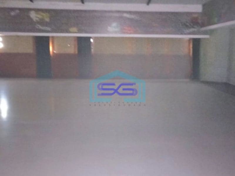 Disewakan Ruko Lokasi Strategis Klojen Malang Luas Bangunan  786 m²
