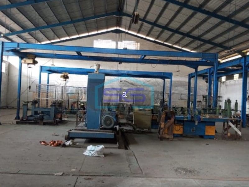 Warehouse for Sale Near Toll Road on Mainroad Kopo, Bandung Building Area 1,000 m²
