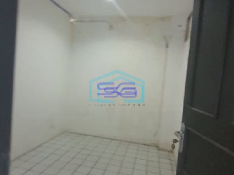Disewakan Ruko Lokasi di Jakarta Utara Area Parkir Luas