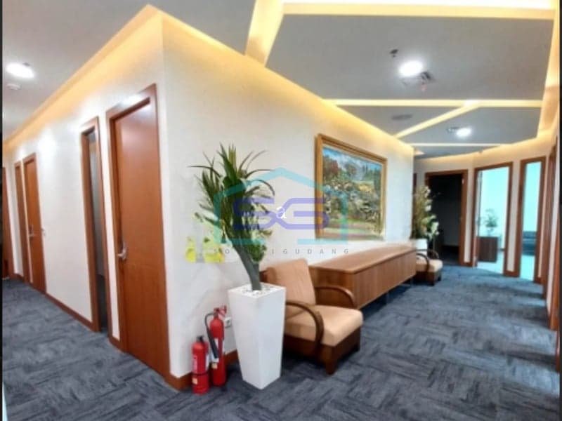 Disewakan Ruang Usaha di Soho Capital, Tanjung Duren Jakarta Barat LB 21.2 m2