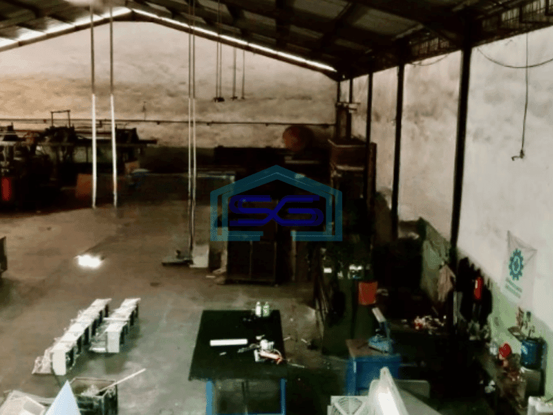 Dijual Gudang Akses Container 40 feet di Pinggir Jalan Jurumudi Tangerang