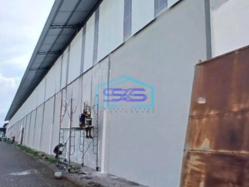 Disewakan Gudang Luas Bangunan 16000 m² Lokasi Kaligawe Semarang