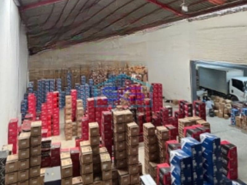 Dijual Gudang Luas Tanah 1070 m² Bebas Banjir Siap Huni di Cipondoh Tangerang