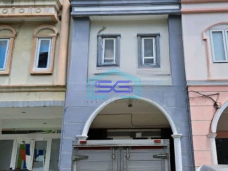 Disewakan Ruko Luas Bangunan  200 m² Lokasi di Pantai Indah Kapuk Jakarta Utara