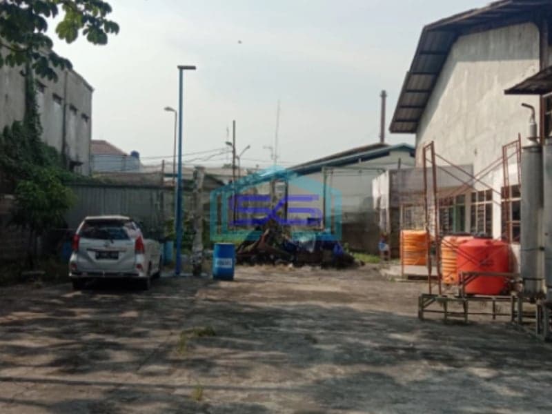 Dijual Gudang di Jl. Imam Bonjol Karawaci Tangerang Butuh Renovasi SHM LT 4585m2