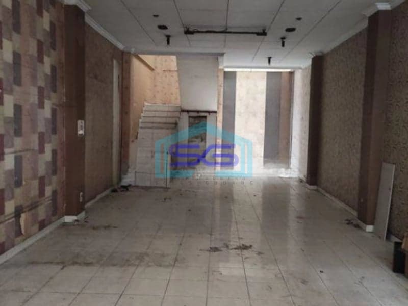 Disewakan Ruko 4,5 Lantai strategis di Pasir Koja Bandung LB 350m2