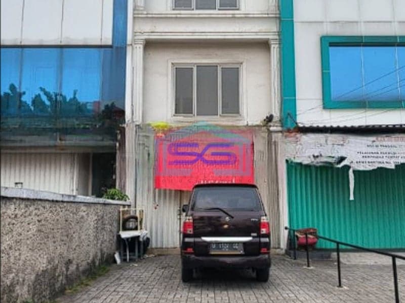 Disewakan Ruko Ex Bank di Cawang Jakarta Timur Luas Bangunan 240m2