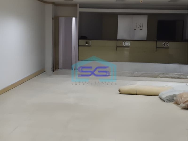 Disewakan Ruko 3 Lantai Luas Tanah  240 m² Lokasi di Pasar Baru Jakarta Pusat