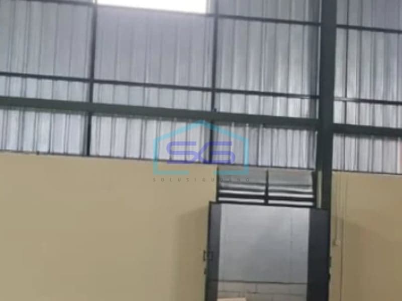Warehouse for Rent in Downtown Bandung, Near Toha Toll Road, West Java - Building Area 425 m²