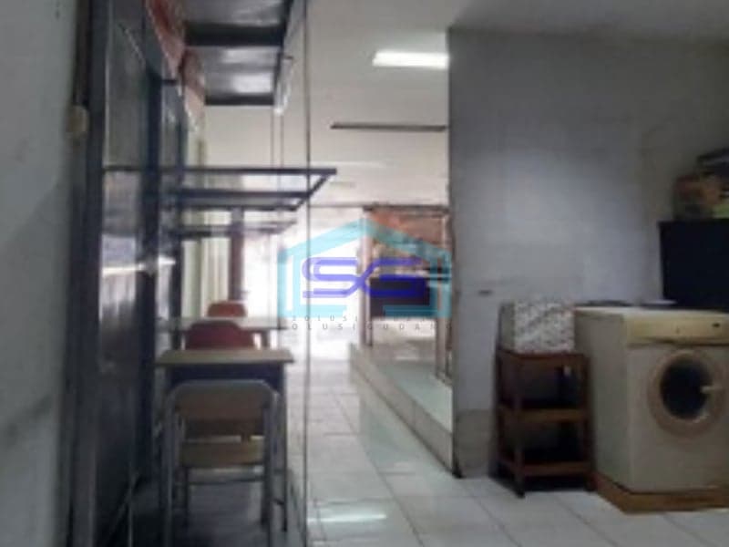 Dijual Ruko di Jalan Raya Roxy Jakarta Pusat Luas Bangunan 234m² HGB Bagus 3,5 lantai