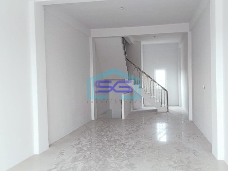 Disewakan Ruko di Jalan Bypass Alang Alang Lebar, Palembang LB 180m2