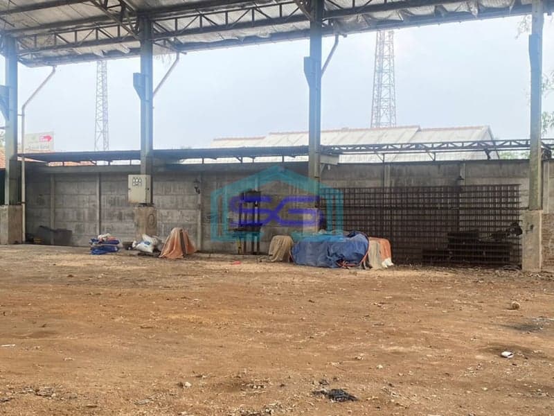 Disewakan Gudang Ex Gudang Alat Berat Luas Tanah 1250 m² di Legok Tangerang