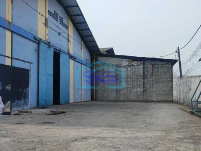 Disewakan Gudang Akses Container 40 Feet Luas Bangunan  1300 m² di Kosambi Tangerang