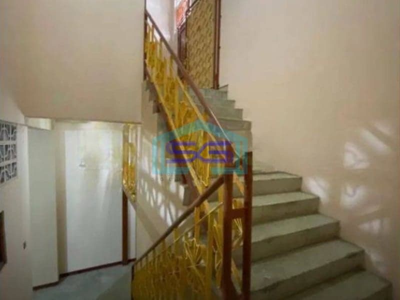 Disewakan Ruko Murah Cocok Kantor Dan Usaha Area Wisata Lokasi Dekat Kraton Yogyakarta LB 418m2