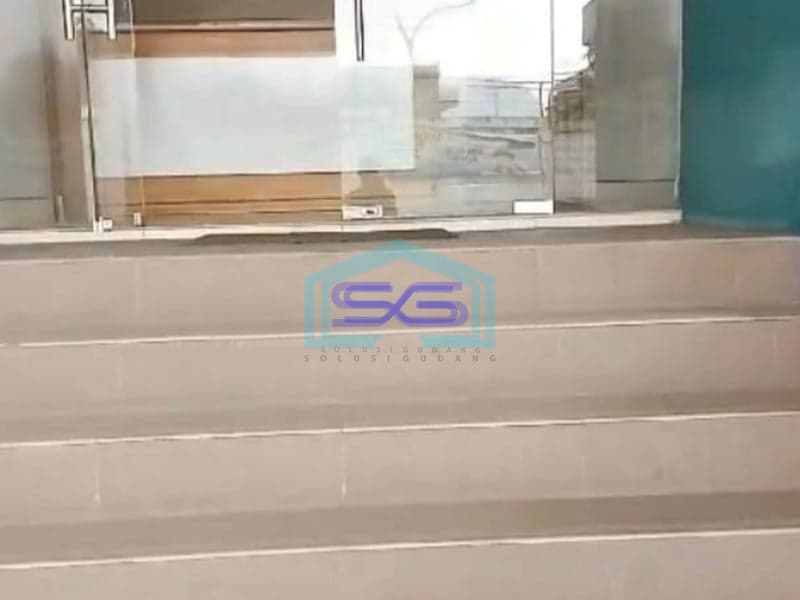Disewakan Gudang Dan Kantor Bagus Strategis Siap Pakai di Cimahi LT 2300m2